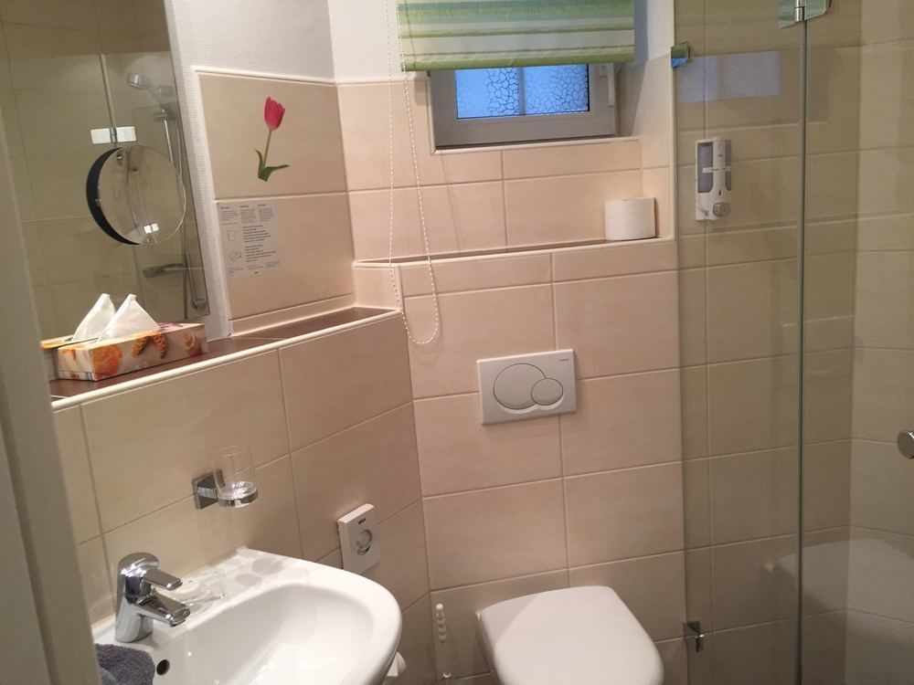Hotel Schoengarten Garni Линдау Экстерьер фото
